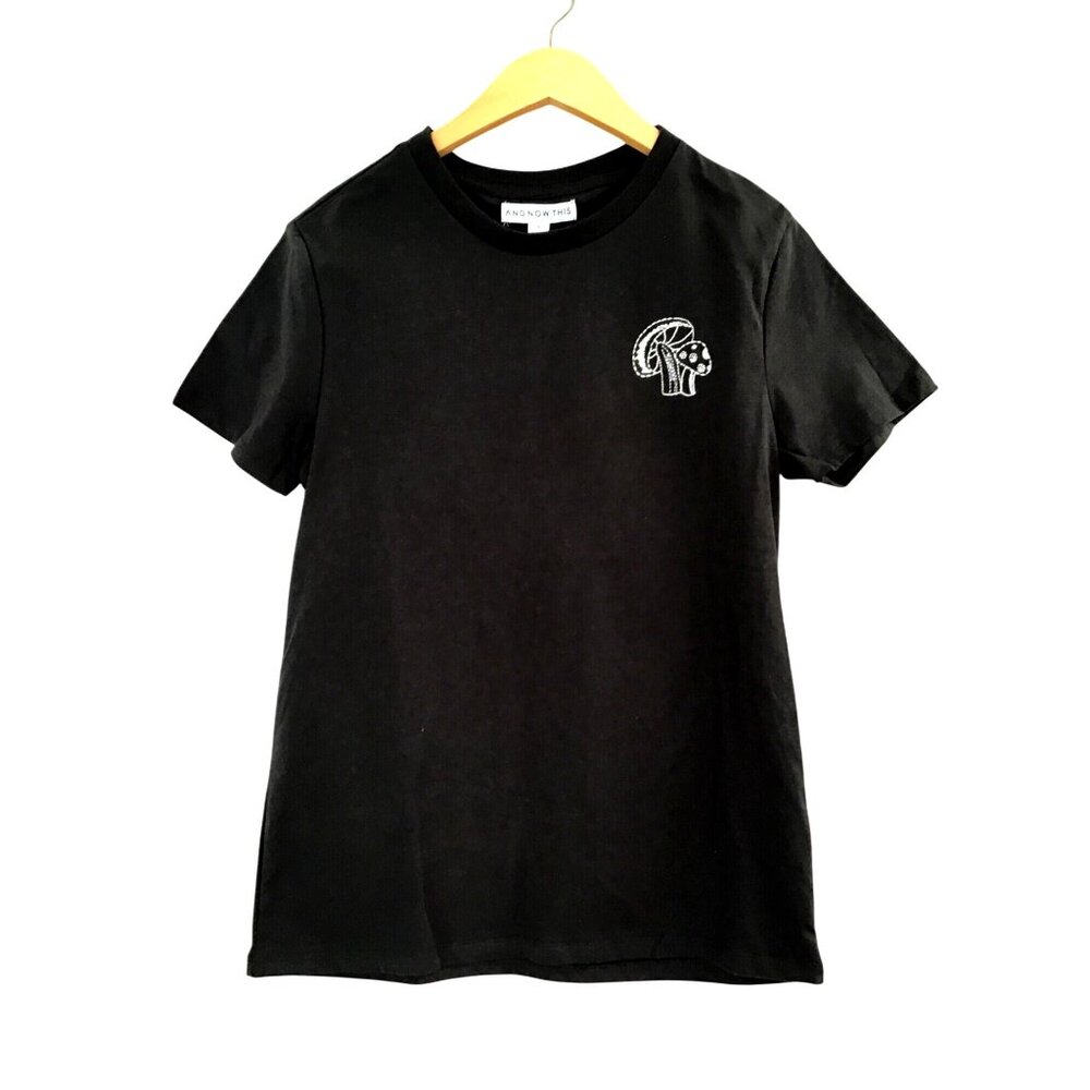 AND NOW THIS- MEN'S SHORT SLEEVE CREW NECK GRAPHIC T-SHIRT SIZE SMALL NEW WITH T